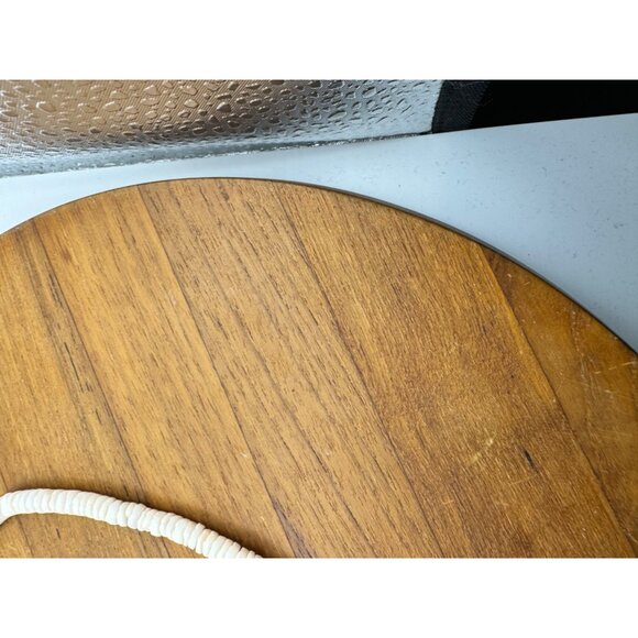 Vintage White Shell Beaded Necklace With Barrel Clasp - Picture 6 of 6